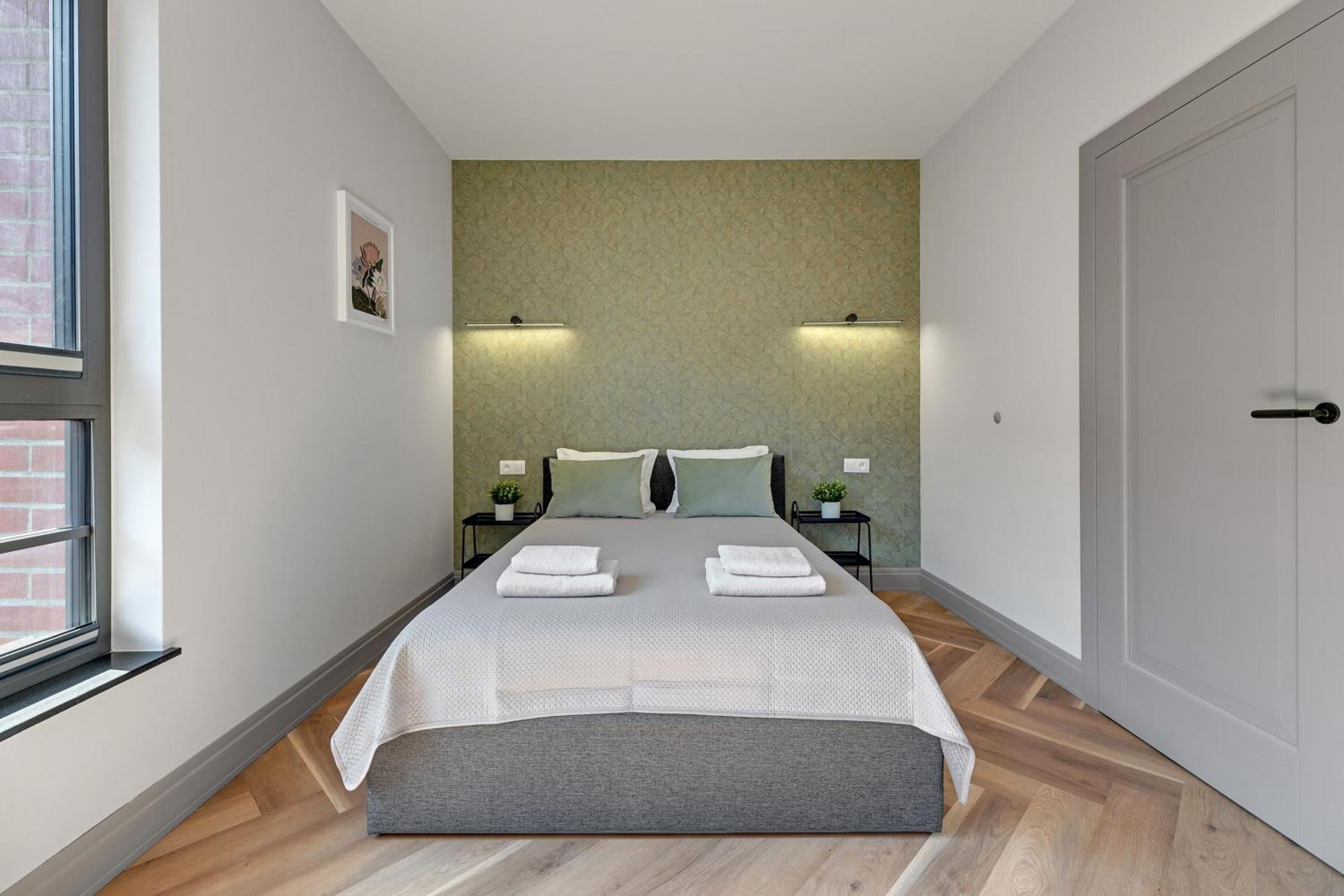 Doki Apartments By Staywin Gdansk Bagian luar foto